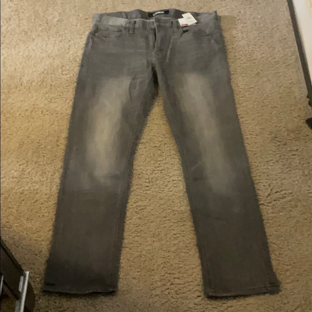 Gray men’s express jeans, BRAND NEW